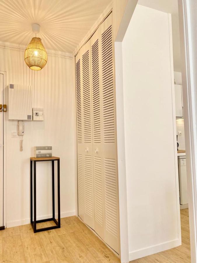 Appartement Elegant Avec Vue Sur Le Port Saint-Martin-de-Ré Екстериор снимка