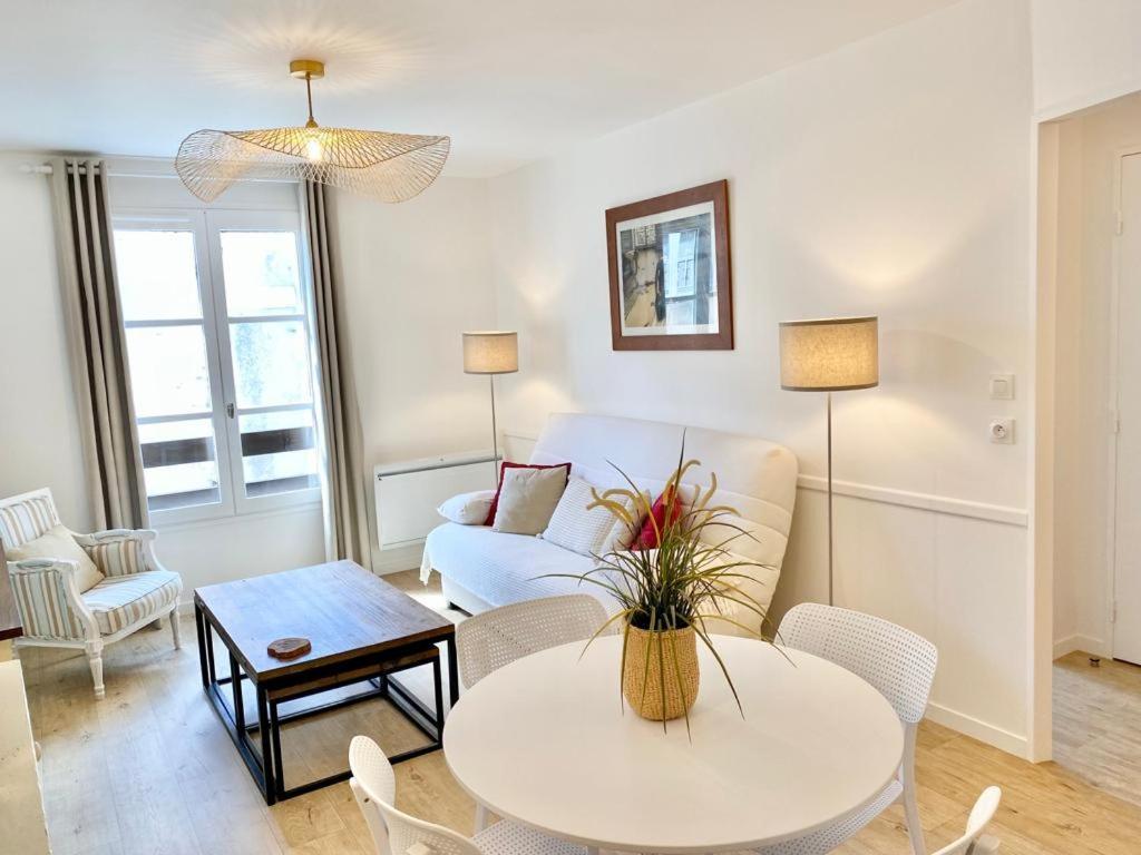 Appartement Elegant Avec Vue Sur Le Port Saint-Martin-de-Ré Екстериор снимка
