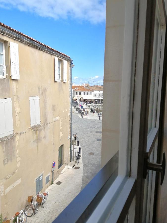 Appartement Elegant Avec Vue Sur Le Port Saint-Martin-de-Ré Екстериор снимка