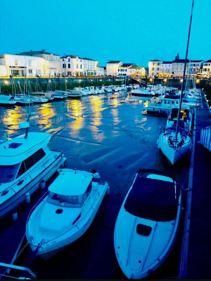 Appartement Elegant Avec Vue Sur Le Port Saint-Martin-de-Ré Екстериор снимка